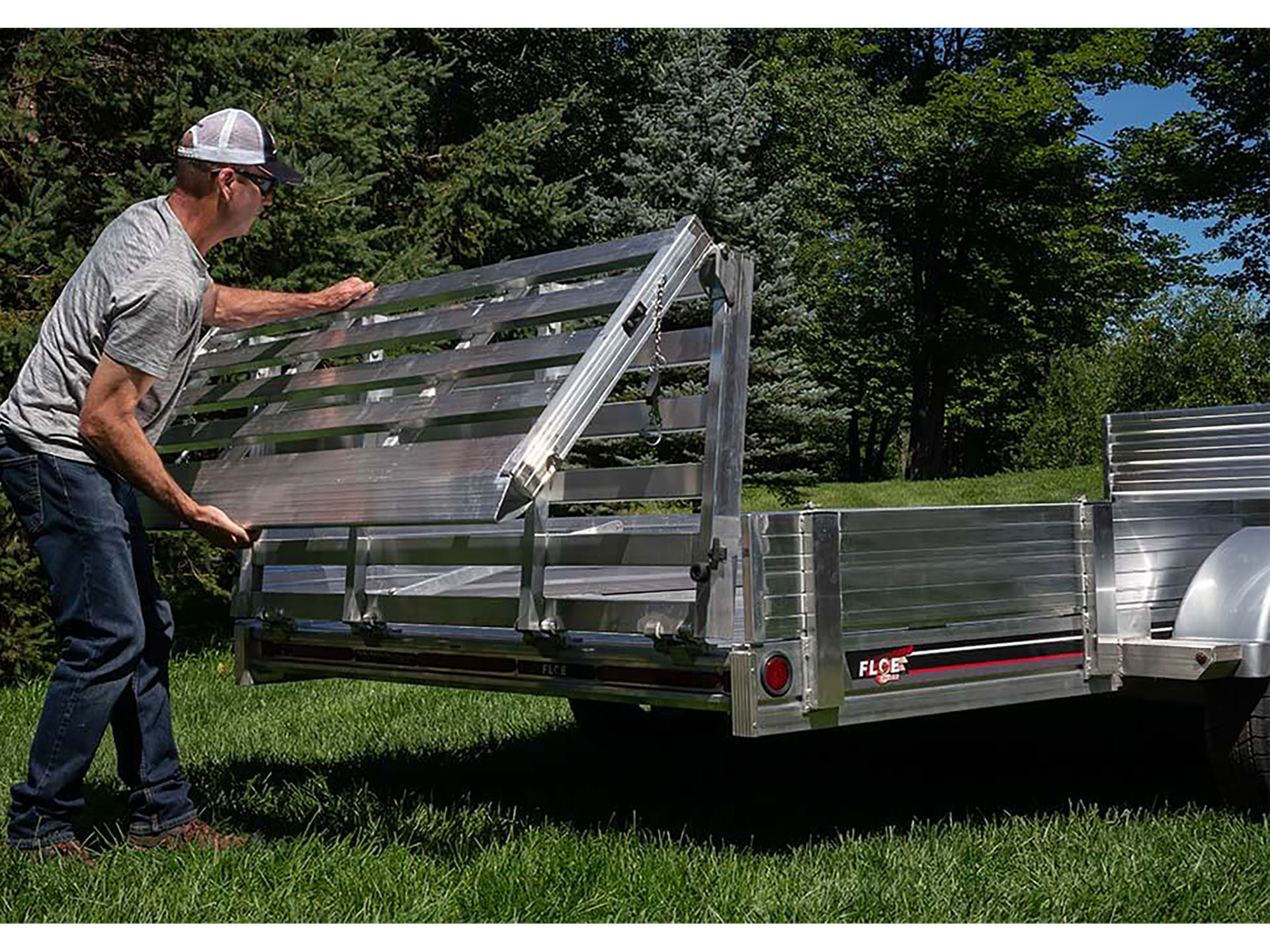2025 FLOE INTERNATIONAL Versa-Max UT Trailers 10.5 ft. in Grand Rapids, Minnesota - Photo 5
